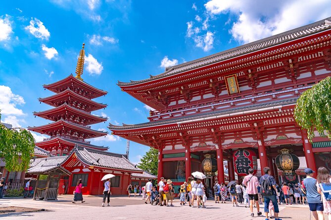 Tokyo Private SightSeeing Day Tour With Guide - Imperial Palace East Gardens and the remains of Edo Castle