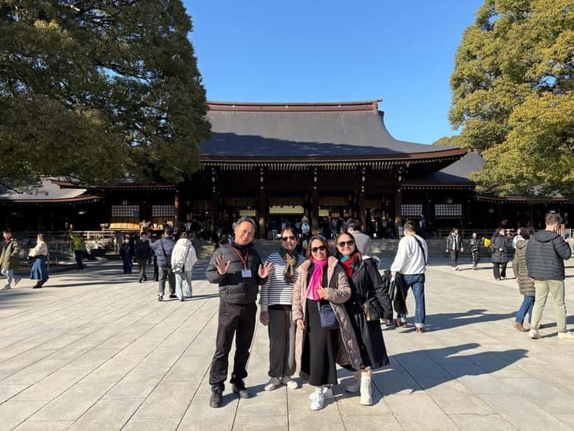 Tokyo: Private Sightseeing Tour by Car with Local Guide - Key points at a glance