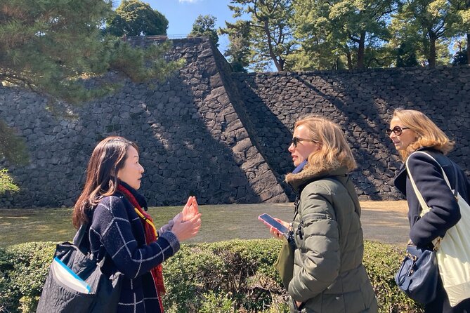 Tokyo Private Tour! Edo Castle & Imperial Palace East Gardens - Ote-mon Gate and the first sense of Edo Castle