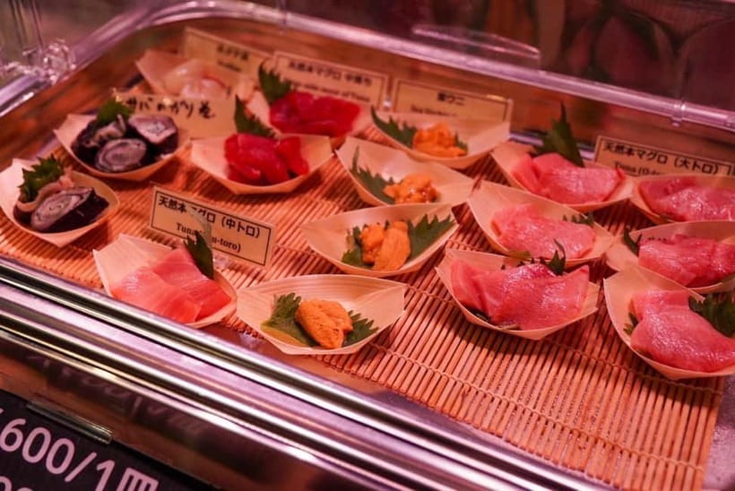 Tokyo: Private Tsukiji Street Food & Sake with Local Guide - Why this two-hour Tsukiji tour works