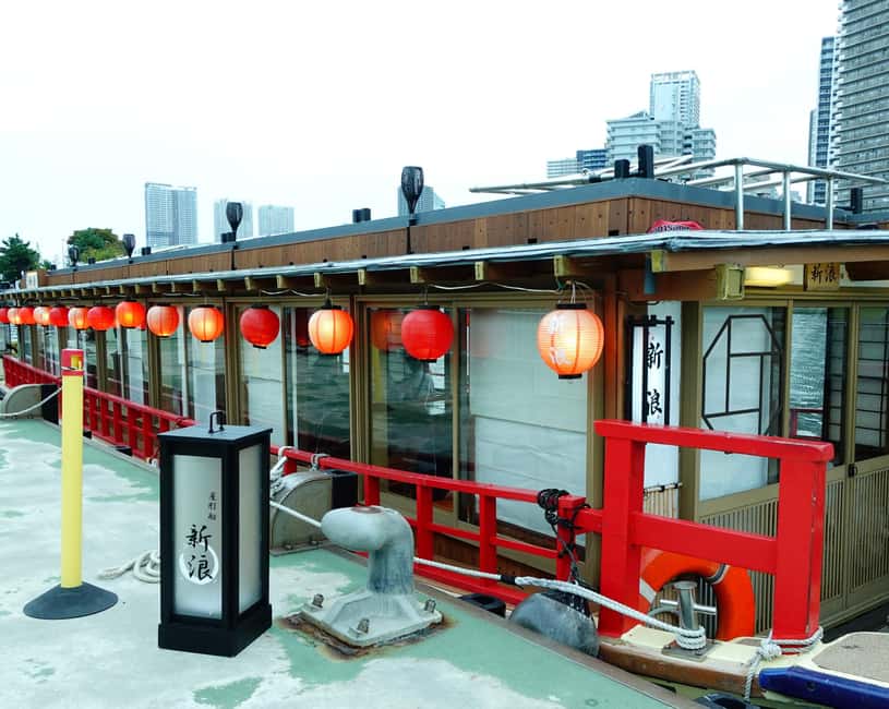 Tokyo: Rainbow Bridge Day Cruise Show and Only Soft Drinks - Unlimited soft drinks, but no lunch