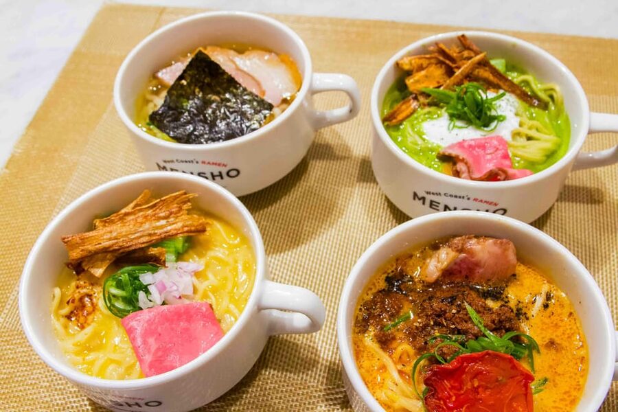 Tokyo: Ramen Tasting Tour with 6 Mini Bowls of Ramen - Why six mini bowls work better than one full bowl