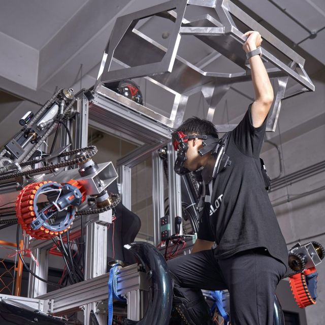 Tokyo: Robot Piloting Attraction Ticket - Who should book, and who should skip it