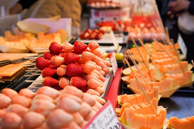 Tokyo’s Must-Sees: 5-hour Tsukiji, Akihabara & Asakusa Tour - Why the small group and guide matter