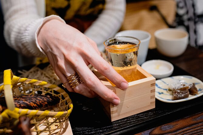 Tokyo Sake Tour with a Local Guide, Private & Tailored to Your Taste - Who should book this sake walk?