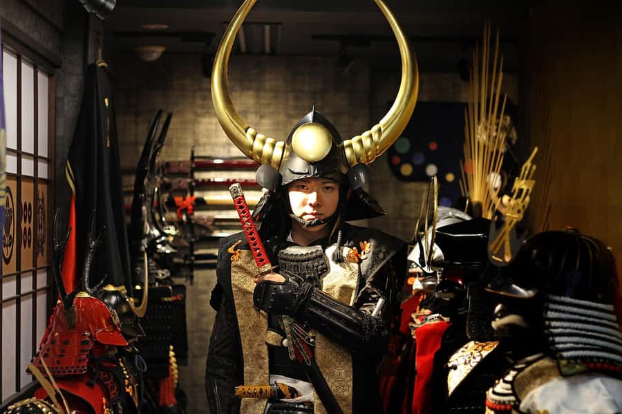 Tokyo: Samurai Armour Dressing Experience - Dressing in full replica armor