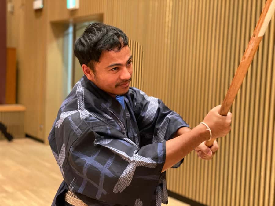 Tokyo: Samurai Experience with a real sword - Calligraphy and a small meal may be part of the visit