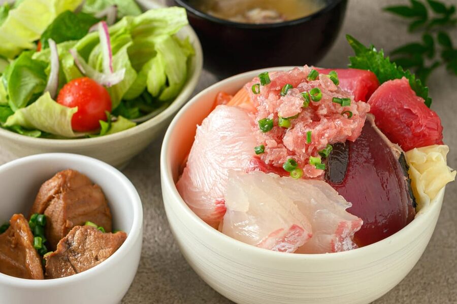 Tokyo Seafood Buffet Restaurant-Iroha, Meal & Tuna Filleting - Key points to know before you book