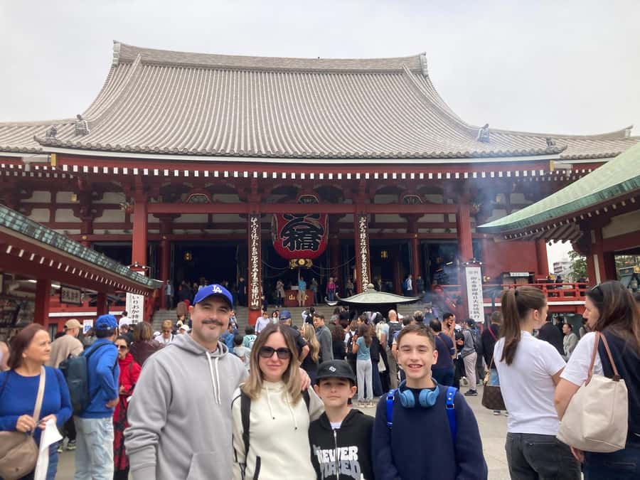 Tokyo: Sensoji Temple & Street Food: Private Tour with guide - Should you book this private Sensoji food walk?