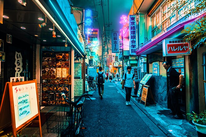 Tokyo Shibuya Walking Tour With A Local Guide - Finding a scenic Shibuya view
