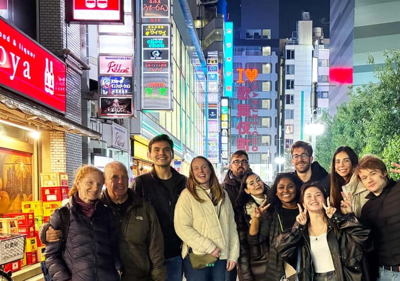 Tokyo: Shinjuku Bar Hopping & Karaoke Night Tour - Kabukicho: Tokyo nightlife in full neon
