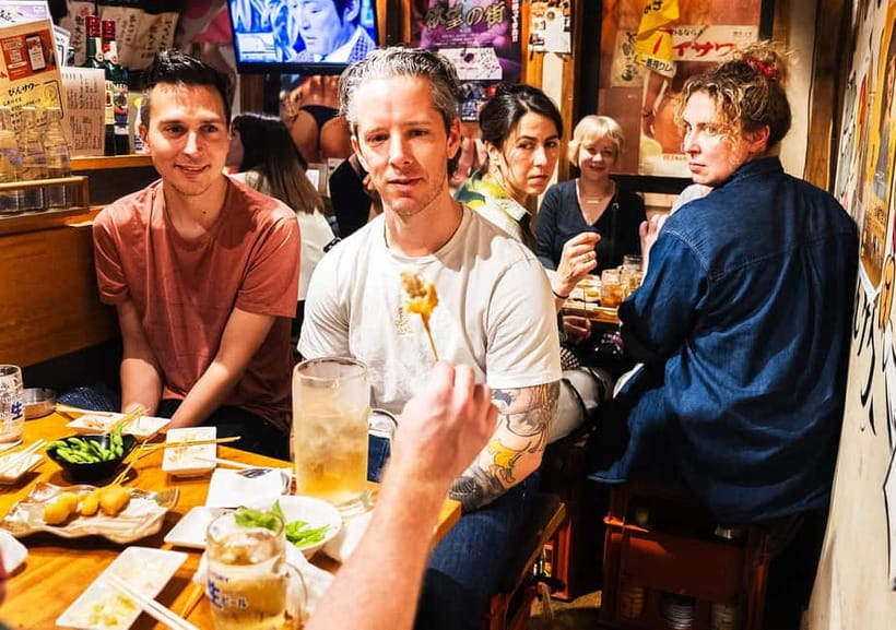Tokyo: Shinjuku Bar Hopping & Night Walking Tour - The guides make the difference