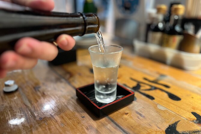 Tokyo: Shinjuku Food Tour (13 Dishes at 4 Local Eateries) - Four eateries give you more variety than a normal meal
