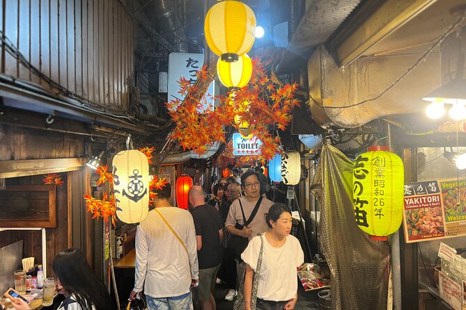Tokyo: Shinjuku Food Tour (13 Dishes at 4 Local Eateries) - The guide can make or break the evening