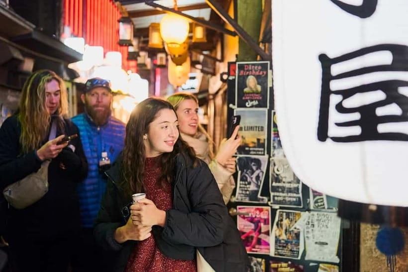 Tokyo: Shinjuku Nightlife & Secret Backstreets Walking Tour - Pace, comfort, and access