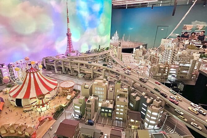 Tokyo Small Worlds Admission Ticket - Four to five hours can pass quickly
