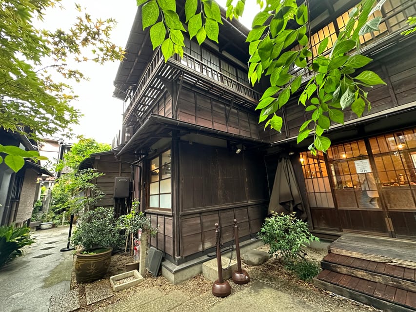 Tokyo:Stroll in Old traditional culture towns~Yanaka & Nezu - Sunset Staircase and the end of the walk