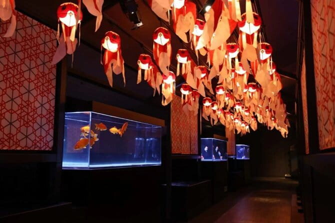 Tokyo Sumida Aquarium E-Ticket with Optional Tokyo Metro Pass - Penguins and Fur Seals in the 350,000-Liter Tank