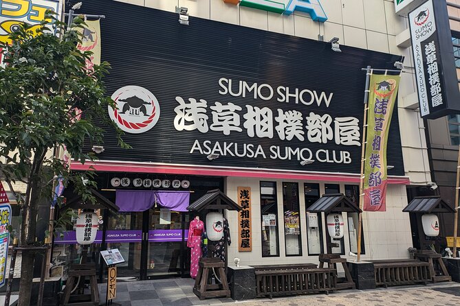 Tokyo Sumo Entertainment Show with Chicken Hot Pot and Photo - Geisha Dance and Bilingual Commentary Set the Tone