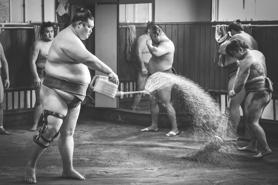 Tokyo: Sumo Morning Practice with journalists. Not fake show - Why this is different from seeing a sumo tournament