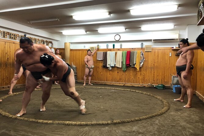 Tokyo Sumo Morning Training/ Sumo Practice with Wrestlers - Respecting sumo customs inside the stable
