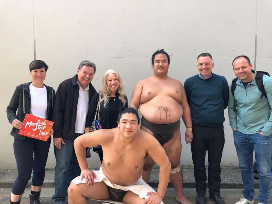 Tokyo: Sumo Practice Tour with Ring-Side Seat and Photoshoot - Seating, tatami, and the real comfort question