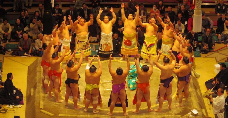 Tokyo: Sumo Tournament Tour with Chair Seat Tickets - What happens inside Ryogoku Kokugikan