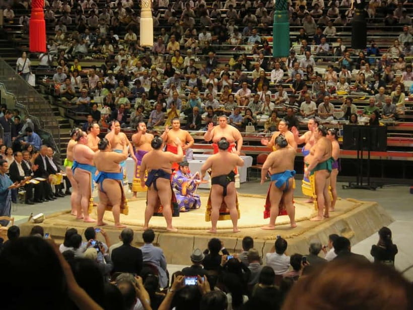 Tokyo: Sumo Tournament with Guide & Assigned Reserved Seat - Starting near Matsuura-Bungo Mansion Site
