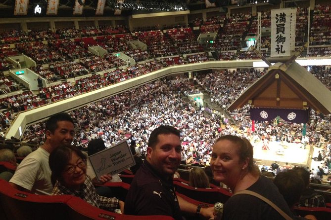 Tokyo Sumo Wrestling Tournament Experience - Adding the Japanese hot pot lunch