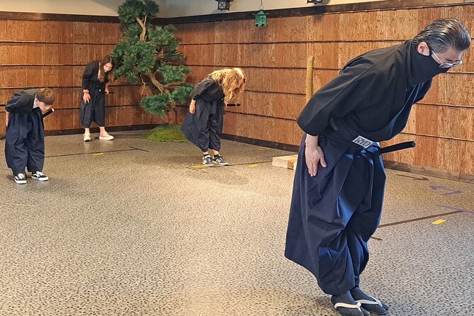 Tokyo Sword Experience - includes Museum Ticket/Ninja Experience - The small samurai museum