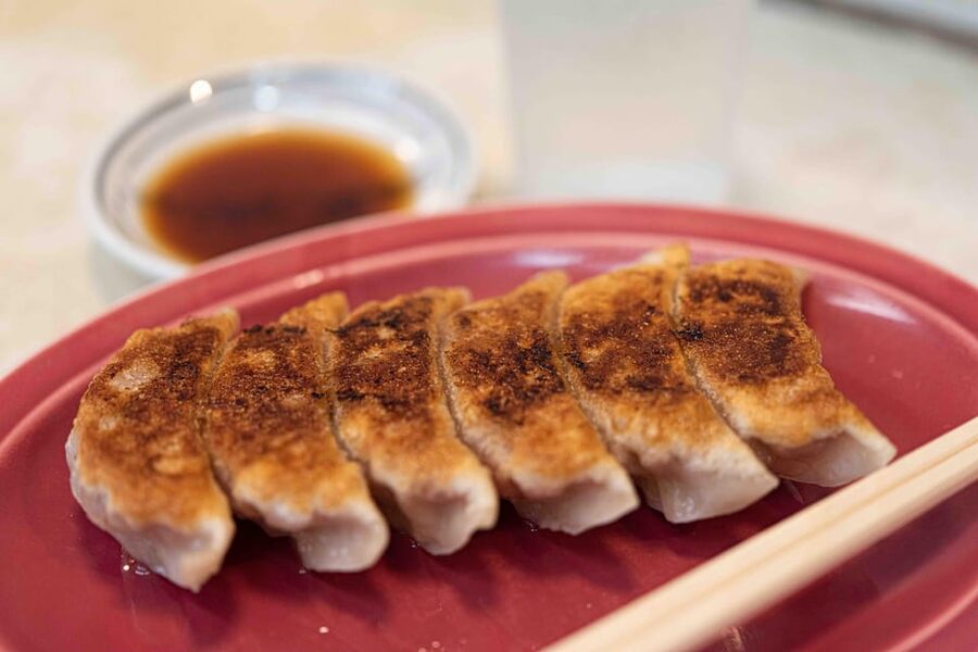 Tokyo: The Best of Izakaya in Shinjuku Food & Cultural Tour - Who should book this Shinjuku food tour?