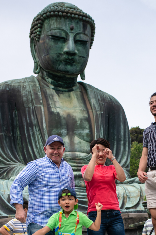 Tokyo to Kamakura: Coastal Day Trip Experience - Kamakura’s coast, surf shacks, and black kites