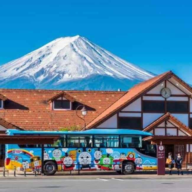 Tokyo To Mount FUJI Day Trip With English guide - Gotemba Premium Outlets: useful, but easy to lose time