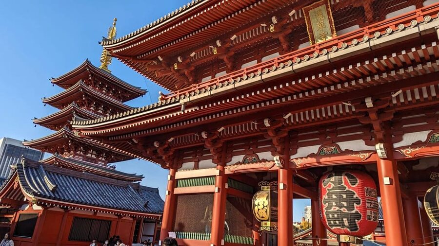 Tokyo: Tour Privado por Tokio en español - Asakusa: Senso-ji, Kaminarimon, and old Tokyo