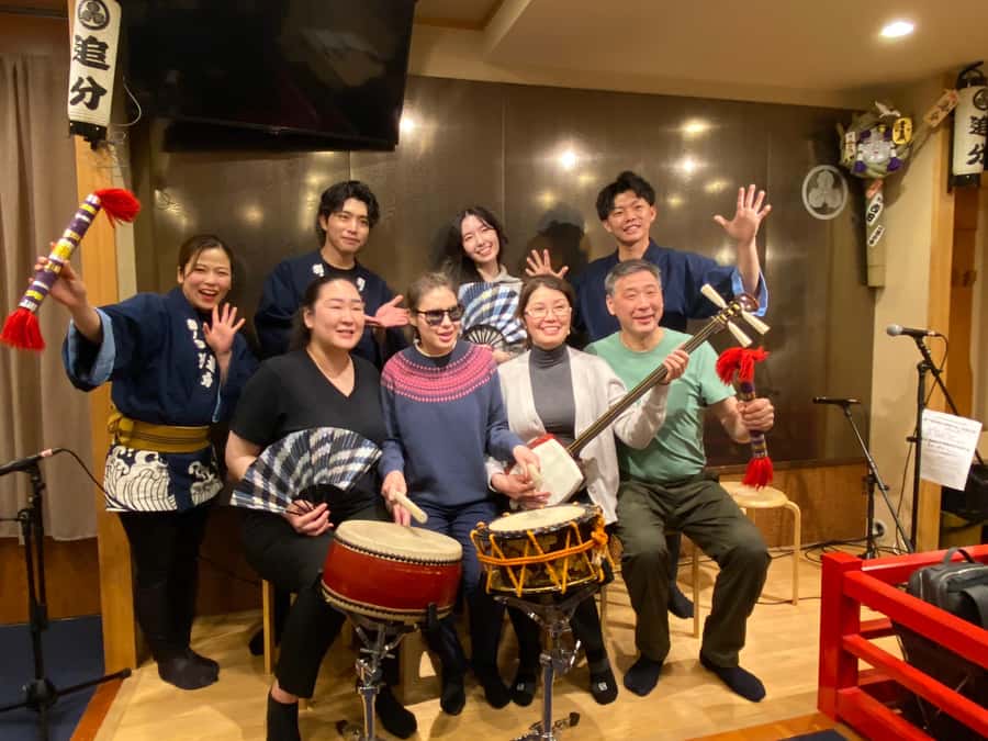 Tokyo: Traditional Asakusa Music Show with Dinner - Timing, transport, and cancellation