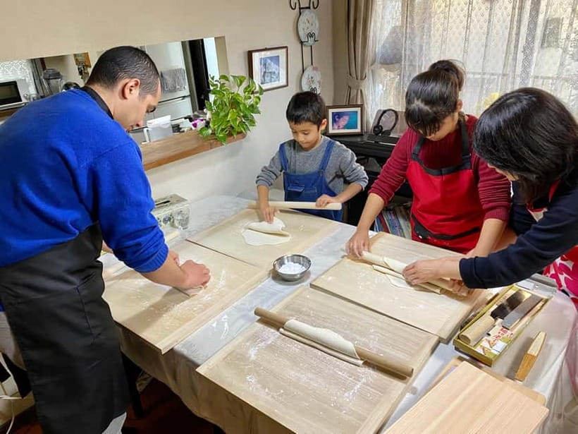 Tokyo: Traditional foot-kneaded Udon noodles class - Why foot-kneading makes this udon class special
