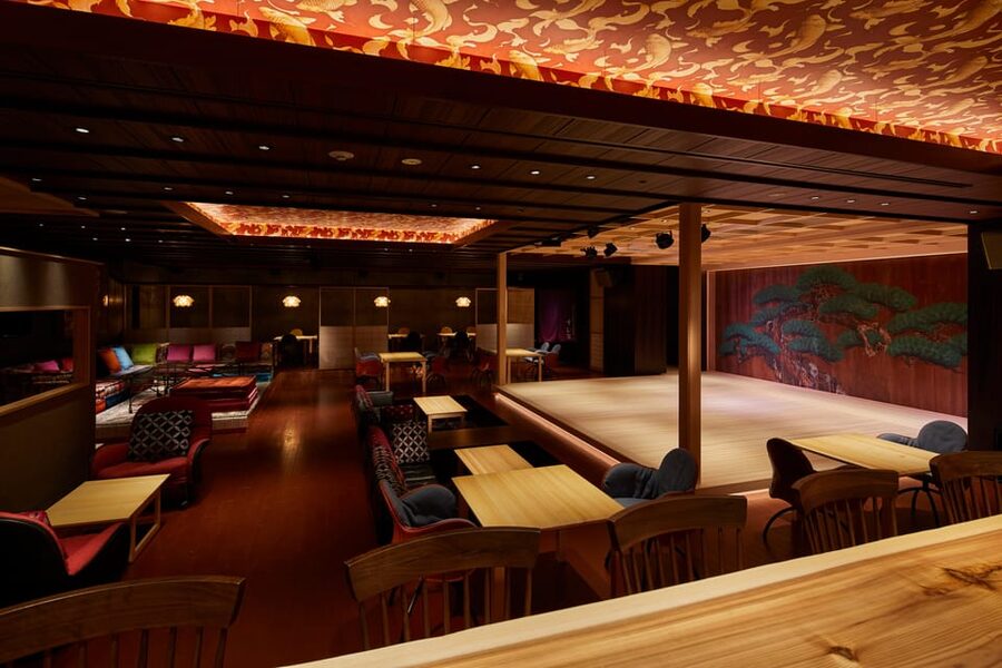 Tokyo: Traditional Japanese Performing Arts Show and Dinner - Who will enjoy this evening most?