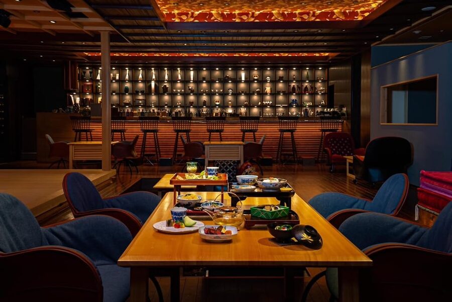 Tokyo: Traditional Japanese Performing Arts Show and Dinner - What arrives on the seasonal dinner menu