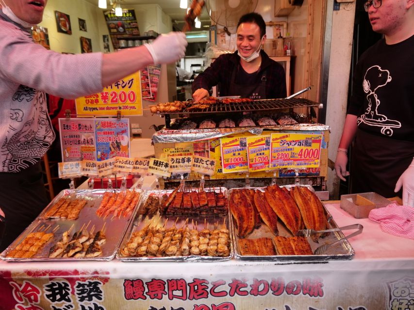 Tokyo: Tsukiji Fish Market Tour with 6 Stops & Seafood Lunch - Start at Tsukiji Hongan-ji, a calm first lesson