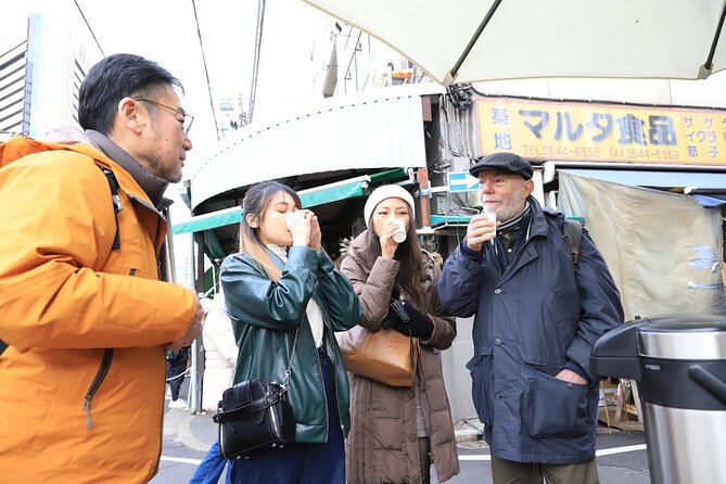 Tokyo : Tsukiji Fish Market Tour with Fresh Sashimi Tasting - Who will get the most from this tour?