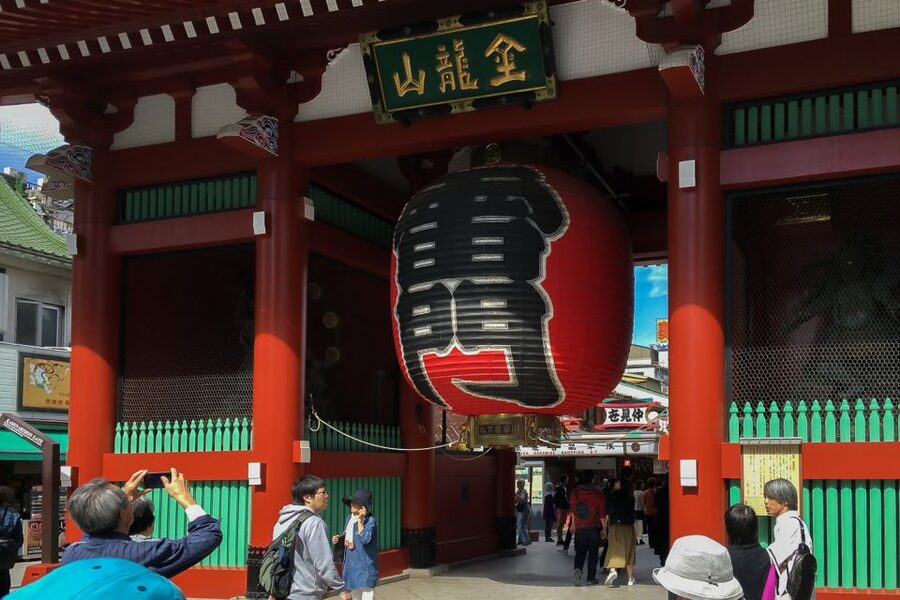 Tokyo: Tsukiji Fish Market Visit and Asakusa Food Tour - Senso-ji and the final 75 minutes in Asakusa