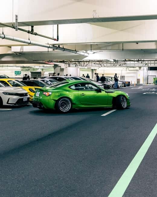 Tokyo: Visit Every Car Meet in Tokyo in a Widebody R35 GTR! - Who will enjoy this most