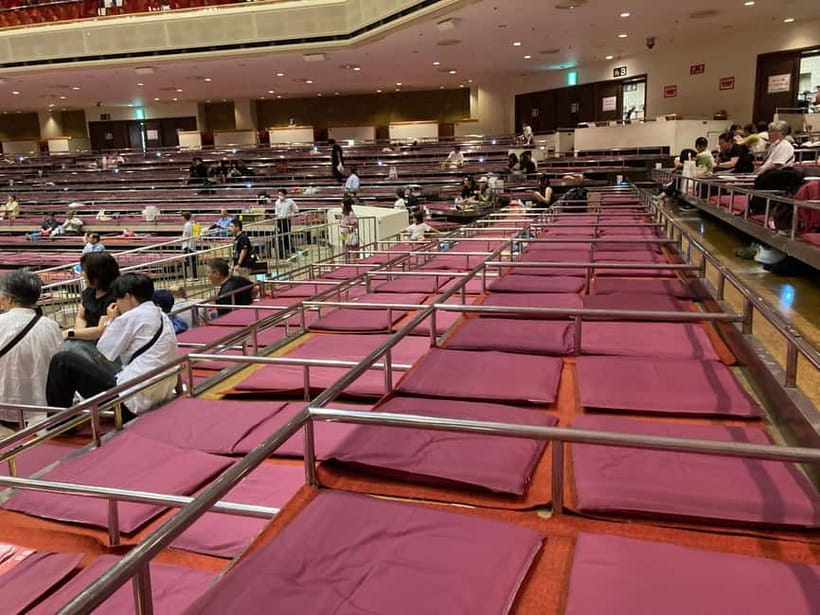 Tokyo: Watching Sumo and Ryogoku Area Walking Tour - Eko-in Temple and sumo’s spiritual setting