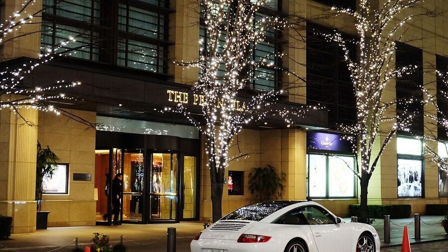 Tokyo: Winter Illuminations Private Tour with a Local - Who will get the most from this tour