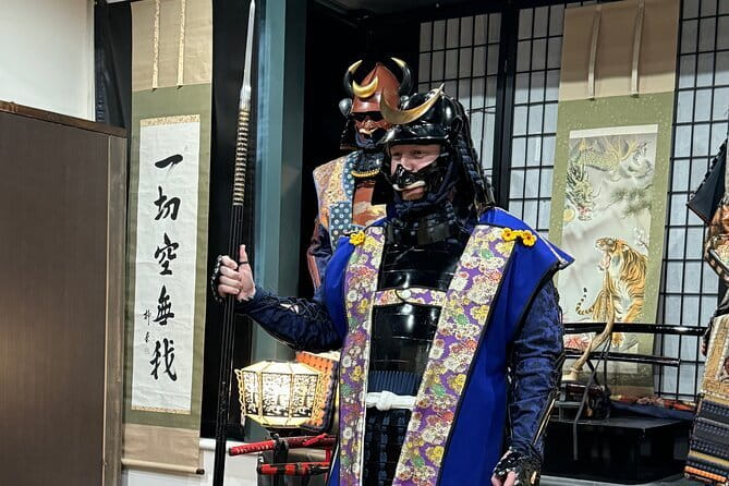 Tokyo: Xinobi Samurai Legacy Journey, 60-minute Seminar - Trying shuriken with clear rules