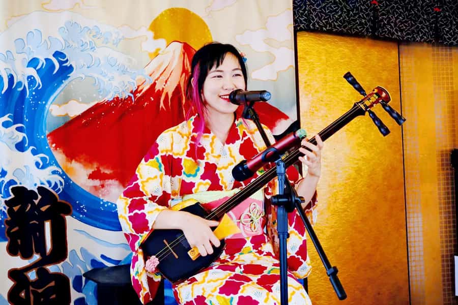 Tokyo: Yakatabune Dinner Cruise with Japanese Show & Drinks - Is $104 good value?