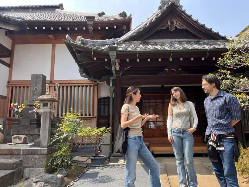 Tokyo Yanaka Old Town Walking Tour (Private/Local guide) - Key points at a glance