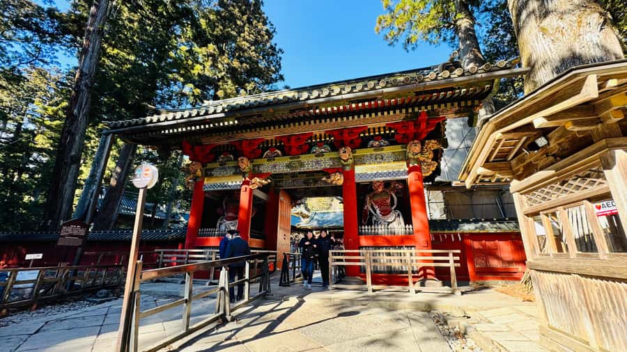 Tokyo/yokohama: Full Day Nikko Private Sightseeing Trip - Shinkyo Bridge and the first look at Nikko