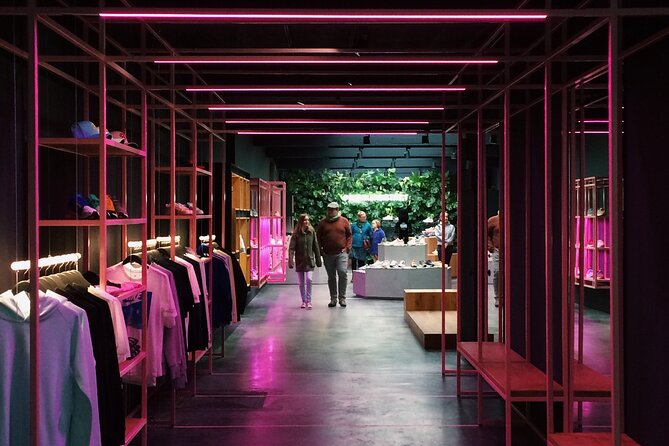 True Tokyo Luxury Shopping Private Tour - Starting in Shibuya for Tokyo trends