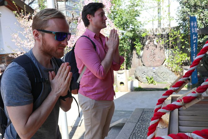 Tsukiji Fish Market Small-Group Food Walking Tour - Temples, shrines, and the market’s older story